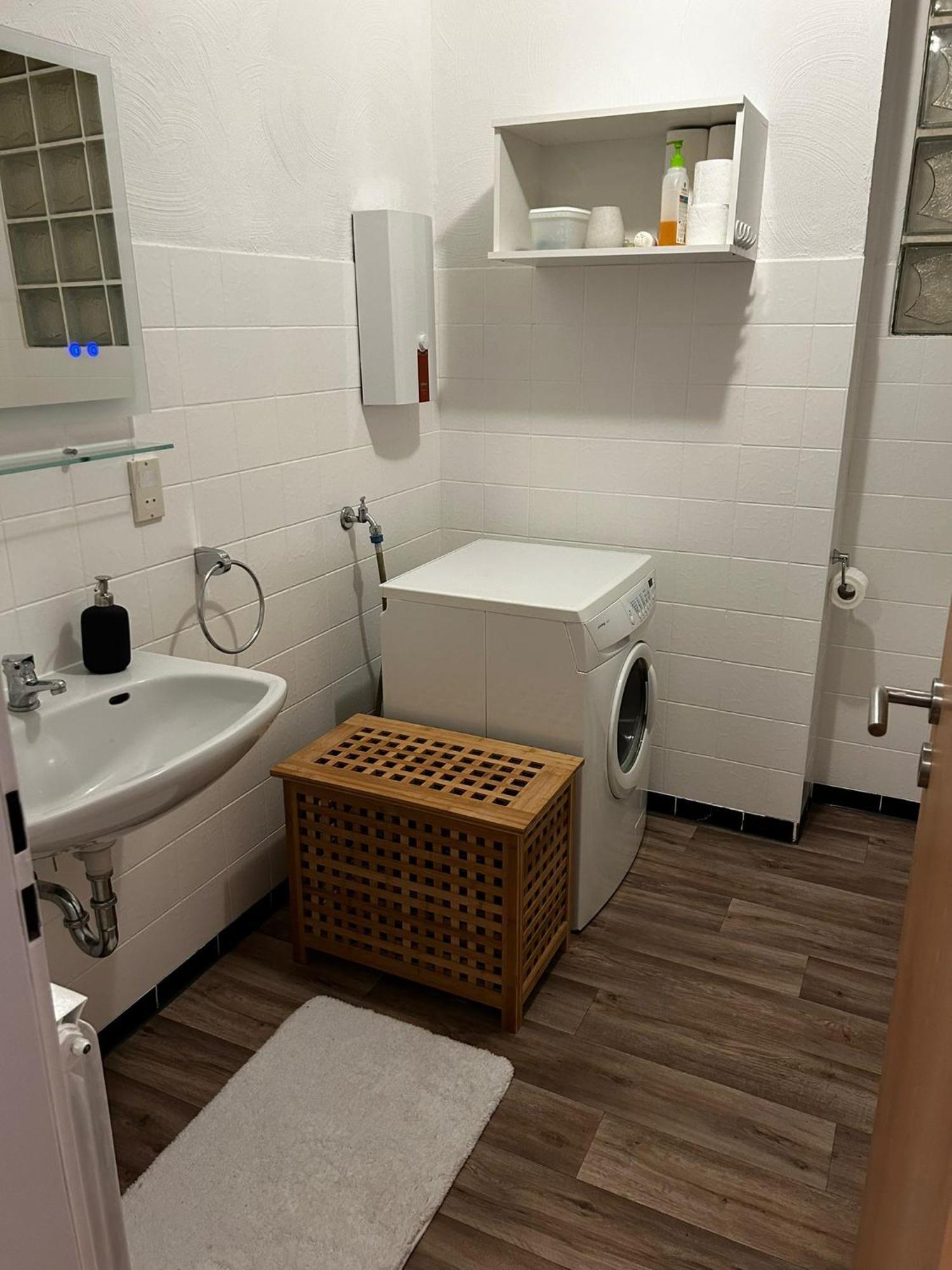 Gemuetliche Ferienwohnung-Appartement 바트왼하우젠 외부 사진